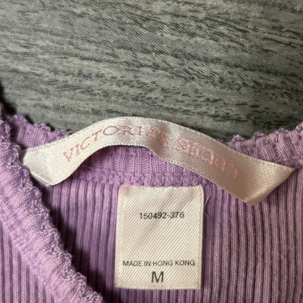 VTG Victoria's Secret 100% Cotton Bling Dragonfly Graphic Tank Size M Purple - Picture 4 of 6